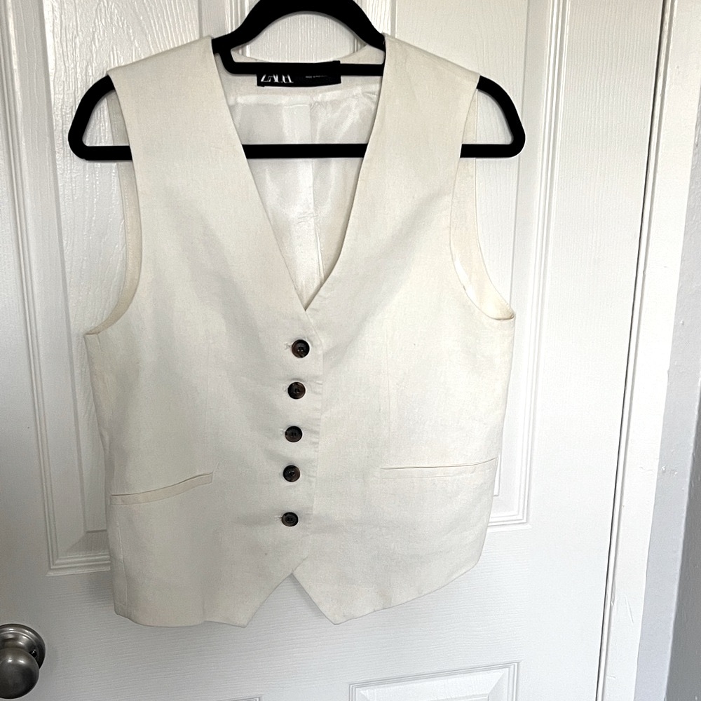 Zara Buttoned Vest